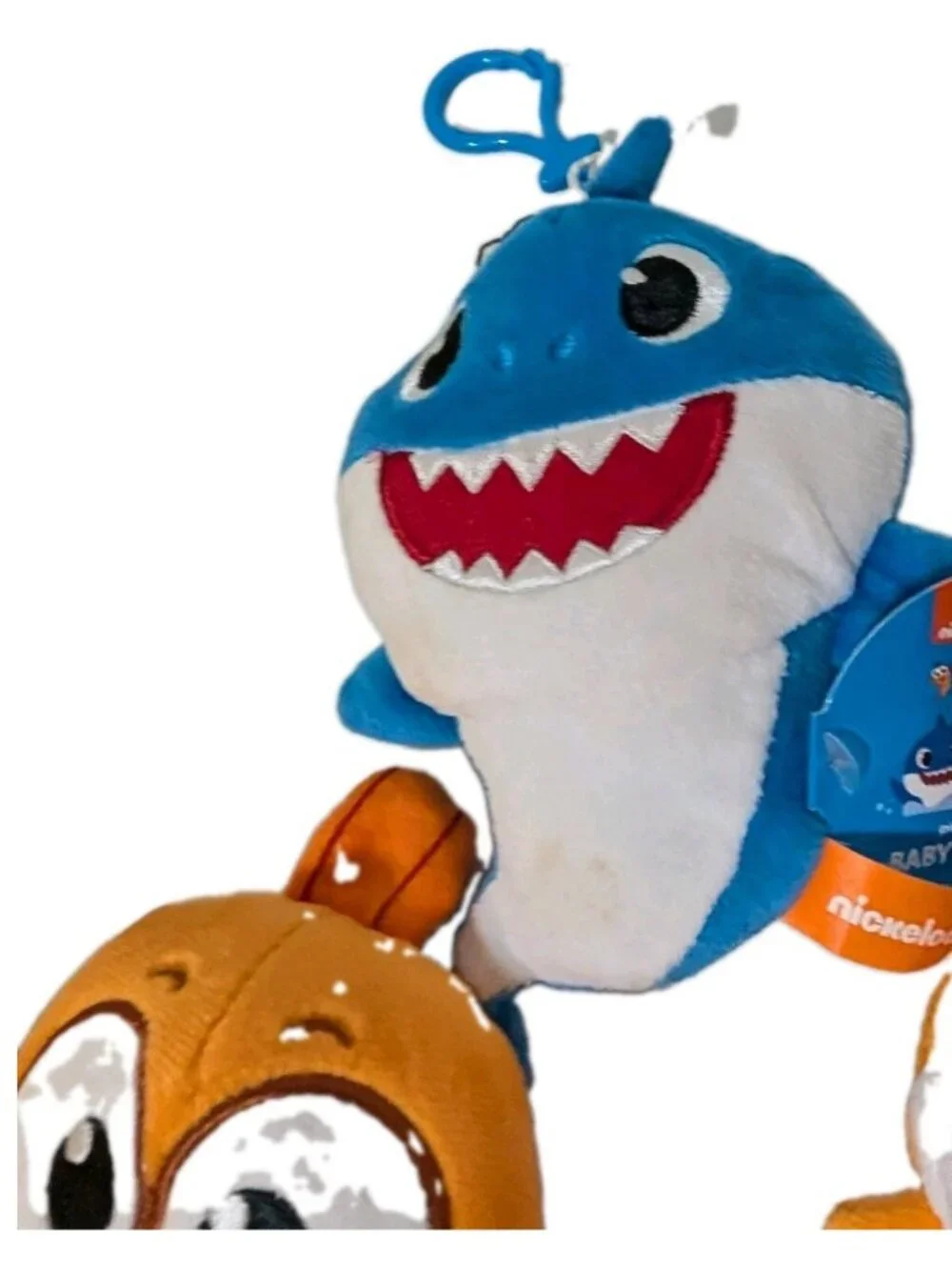 Baby Shark Bundle Yellow interactive, Grandma, Pink Blue plush and 2 bracelets